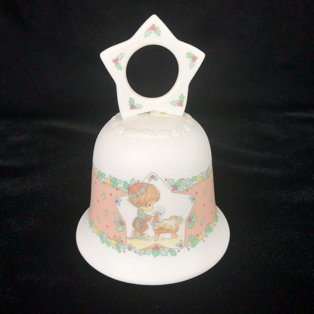 1993 Precious Moments Nativity Bell Christmas Is A Time To Share Star Top
